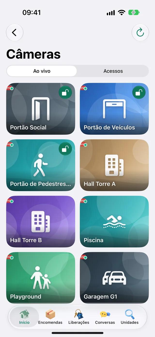 App da portaria com a prévia das câmeras e o botão Abrir porta